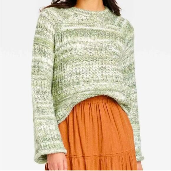 Universal Thread Green and White Knit Bell Sleeve Sweater Size XS - Picture 2 of 6